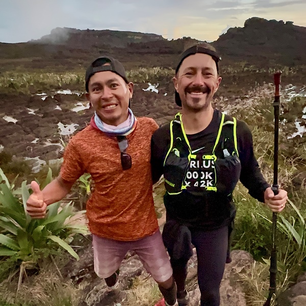 Marlus Jungton de Pádua (atleta brasileiro) e José Ramon Lezama (guia corredor Venezuelano)